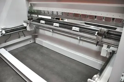 USED LVD PPEB 200 TON X 4100 MM CNC