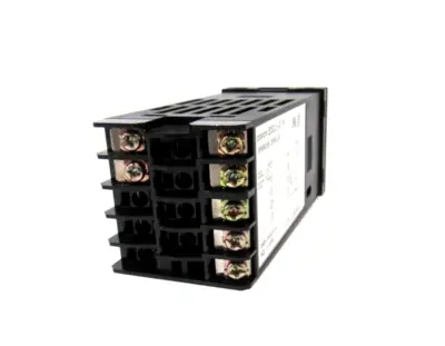 NEW OMRON E5CJ-C-F TEMPERATURE CONTROLLER E5CJCF