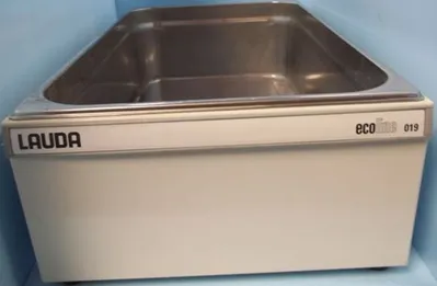 Used LAUDA 18005 Lab Water Baths Texas US | Bamko Surplus Process Equipment #937445