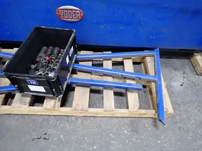 9 STAND YODER ROLLFORMER BASE WITH ELECTRICS / MAGNETEK GPD-515 DRIVE: STOCK #23428