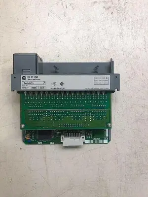 USED ALLEN BRADLEY 1746-IB32