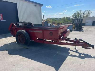 MASSEY FERGUSON 160 Manure Spreader | County Equipment Company LLC (4)