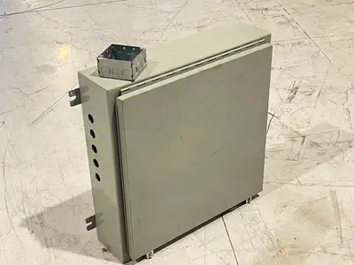 Hoffman A242406LP Industrial Control Panel Enclosure 24" x 24" x 6" Type 12,13 - Used
