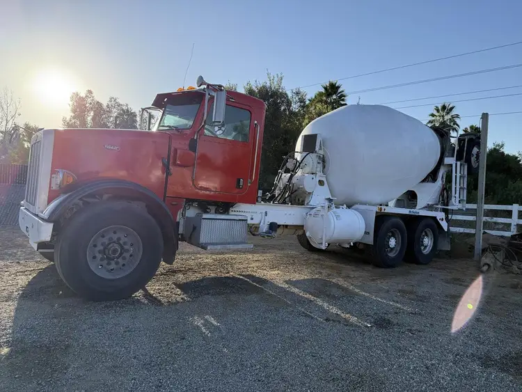 Used 2015 PETERBILT 365 Concrete Mixer Trucks California US | Ben Kaplan Equipment #1393698