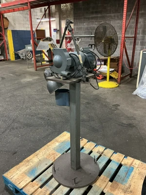 Used Baldor 623E Pedestal Type Grinders (Double End) Ohio US | Equipment Recovery Corp. #1331772