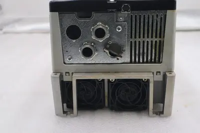 Allen-Bradley PowerFlex 70 20AB015A0AYNANG0 MFG. 2016 AC Drive STOCK 2441