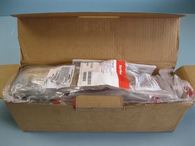 Raychem HVT-82-SG 5/8 KV Outdoor Termination Kit Pack of (3) NEW in Box G4