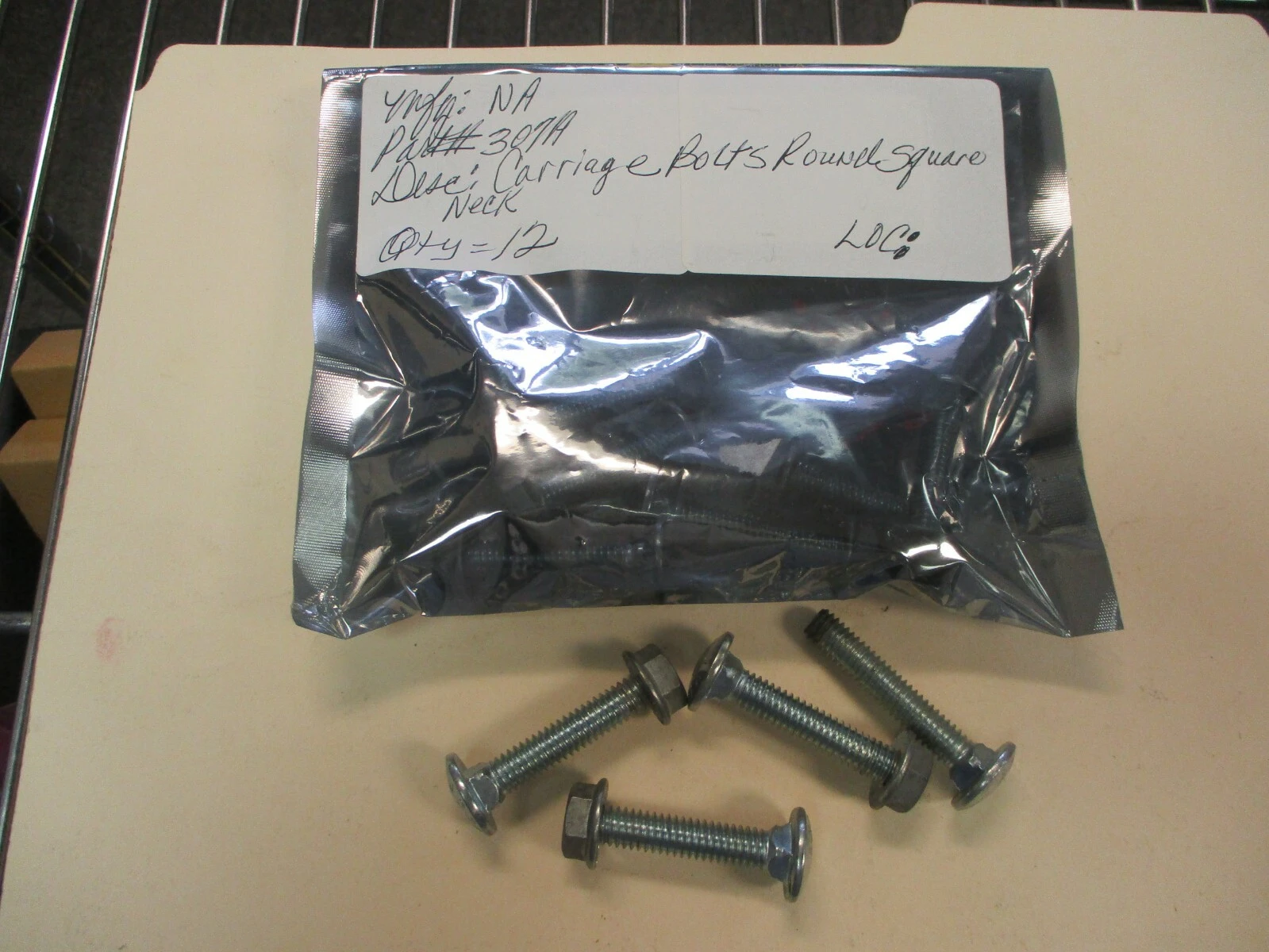 New 307A Round Neck Carriage Bolts Round (QTY 12)