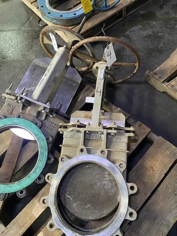 Used EC VALVE 12" Pump & Valve Parts Pennsylvania US | Global Equipment International, LLC #1340990