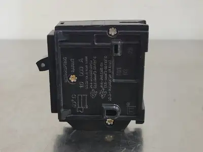 USED SQUARE D HOM115