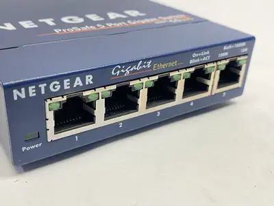 USED NETGEAR PROSAFE UNMANAGED GIGABIT ETHERNET SWITCH 5-PORT