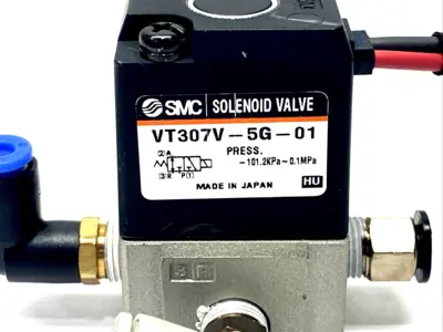 VT307V-5G-01 | SMC  Pneumatic Solenoid Valve, Base Mount, 1/8" 24VDC - Used
