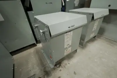 15 KVA - 480V to 208Y/120V Dry-Type Isolation Transformer (Multi-Tap)