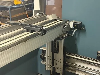 Used DURMA AD-SERVO 30220 Press Brakes NL | Mach 4 Metal #1550261