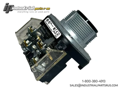 USED ALLEN BRADLEY 800T-A2A