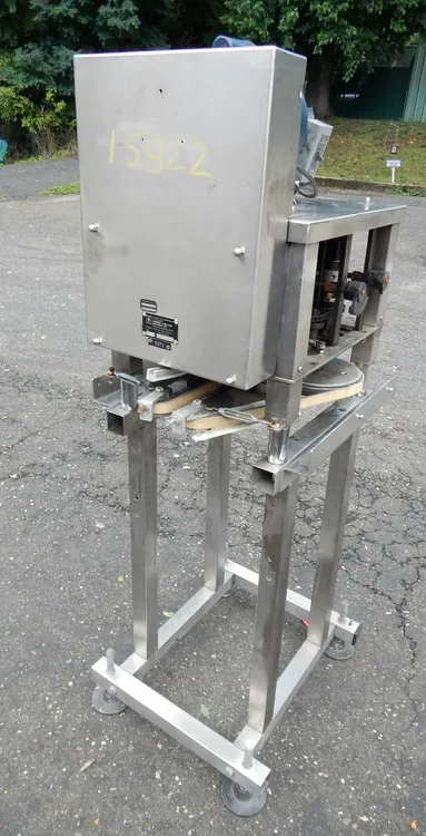 Used NEWMAN CAP TIGHTENER 4 CT Cappers New Jersey US | Champion Trading Corporation #423302