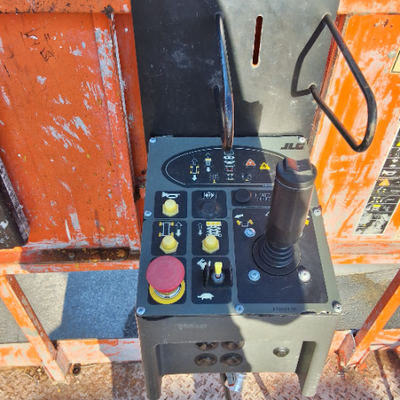 USED 2014 JLG 4069LE