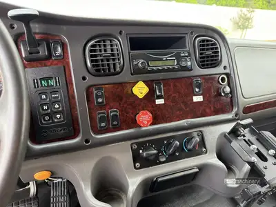 Used 2015 FREIGHTLINER BUSINESS CLASS M2 106 Dump trucks California US | Lillo Machinery #1403754
