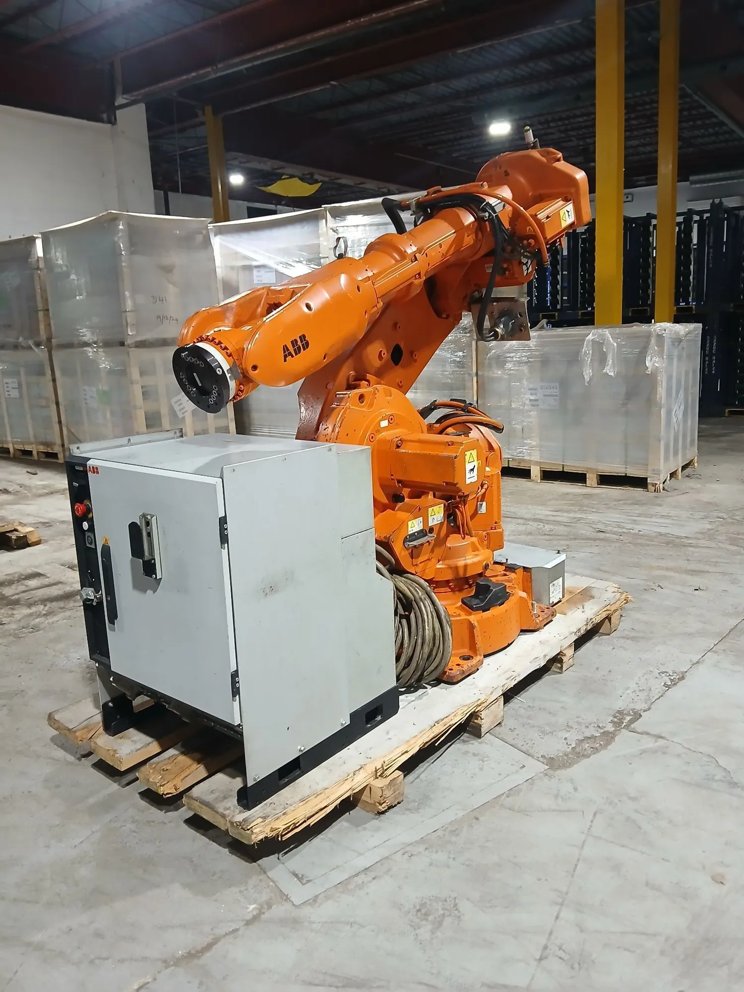 USED 2014 ABB IRB 6640 180KG IRC5