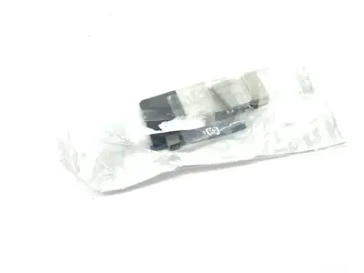 New | in-Stock SMC Plug-In SIngle Solenoid Valve 5-Port Solenoid Valves Michigan US | Maverick Industrial Sales #1401765