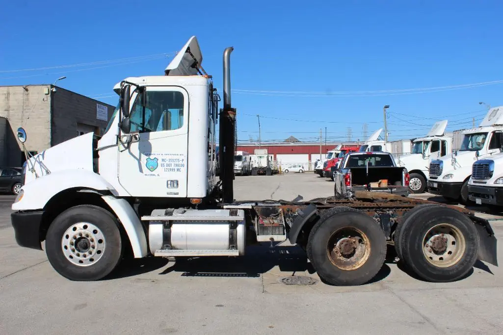 Used 2006 FREIGHTLINER COLUMBIA FREIGHT TRUCK 104372 | Levy Recovery Group
