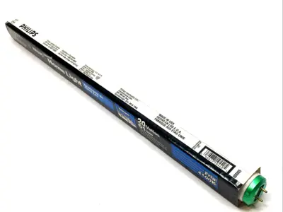 New | in-Stock Philips Fluorescent Tube 20W 24" Cool White BOX OF 4 Light Source Equipment Michigan US | Maverick Industrial Sales #1401830