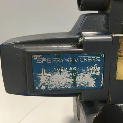 USED SPERRY VICKERS DG4V32APLT10JAS310