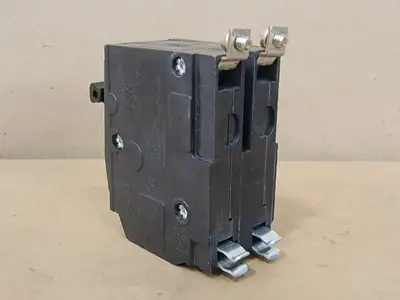 USED SQUARE D QOB240