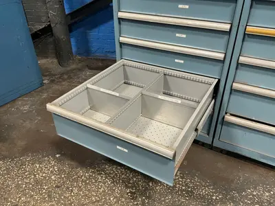 Used LISTA _UNKNOWN_ Cabinets Ohio US | HGR 24 #1407587