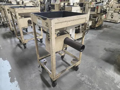(1) Auger Hopper