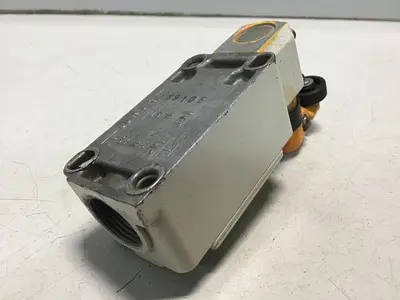 USED SIEMENS DH-893/IX