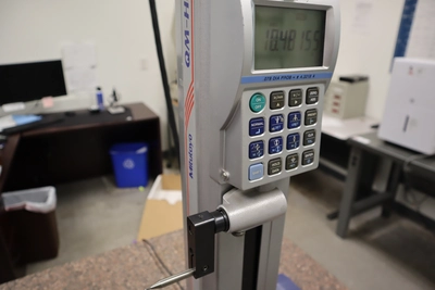 Used MITUTOYO QMH-350 14" Height Gages Minnesota US | Machinesused.com #1384505