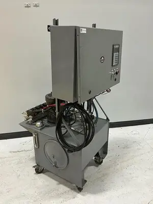 USED METAL FABRICATOR VGC-8