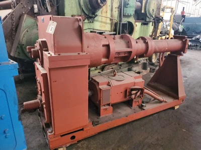 NRM 4.5" Rubber Extruder