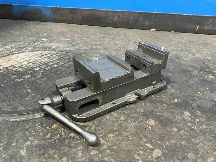 Used KURT _UNKNOWN_ Tooling & Accessories (Other) Ohio US | HGR 24 #1265862