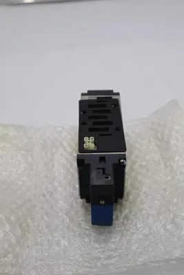 SMC VSS8-8-YZ-S-3EZ-V1 SOLENOID VALVE NEW STOCK #K-1206A