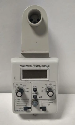 Cambridge Scientific Conductivity Temperature pH Meter Kit with Probe & Case