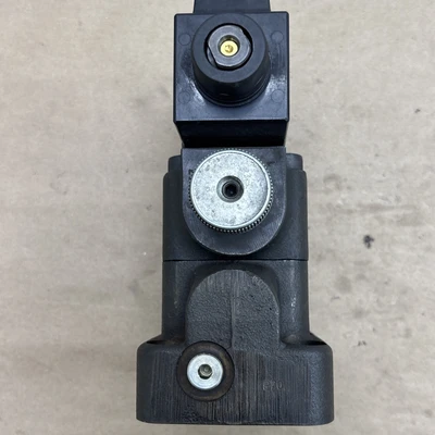 USED Parker R6V035931009W30B1