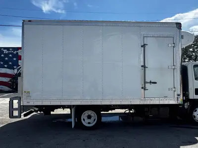 Used 2019 ISUZU NQR Reefer Trucks Florida US | Truck and Van Outlet #1509194