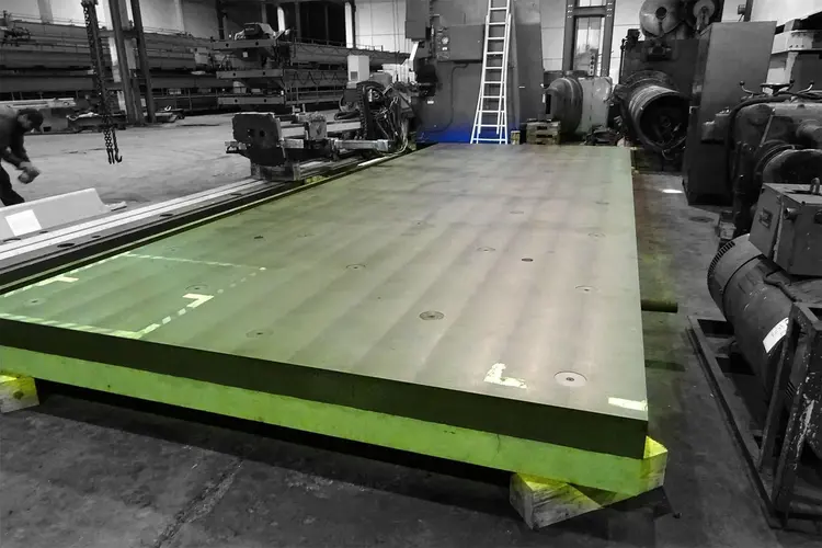 Used FLOORPLATE 8000 X 3000 X 280 MM Tables, Floor & Layout Plates BE | Apt International N.V #366446