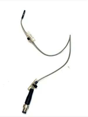 USED FESTO C-SLOT PROXIMITY SENSOR 3-WIRE PNP 24VDC 551375