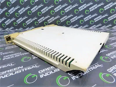 Honeywell 51304487-150 UCN Digital Output Card HDW: L FW: G Cracked Corner Used