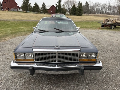 USED 1981 FORD CROWN VICTORIA