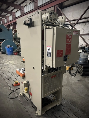Used 1986 AIDA PRESSES AIDA NC1-45(2) PRESS O.B.I. Presses | Alma Machinery #898942