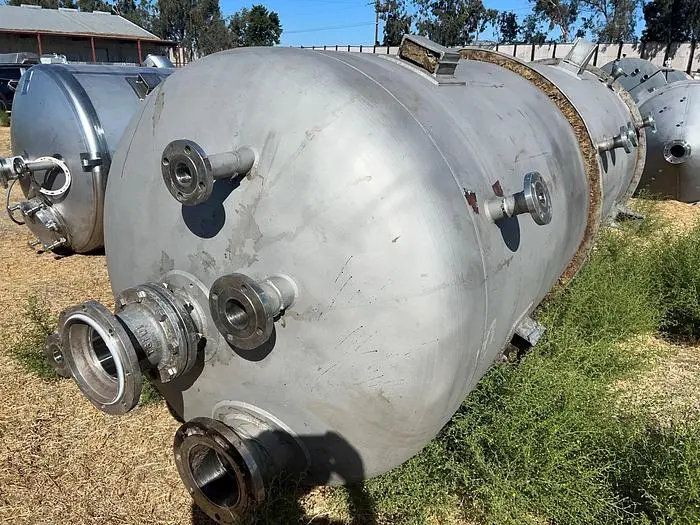 Used 2018 HAHN & CLAY 2000 GAL Stainless Steel Tanks California US | Machinery & Equipment #138857