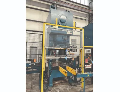 2011 KOMATSU OBS200-61 OBI / Gap Frame Press | Universal Press & Machinery (UPM) (1)