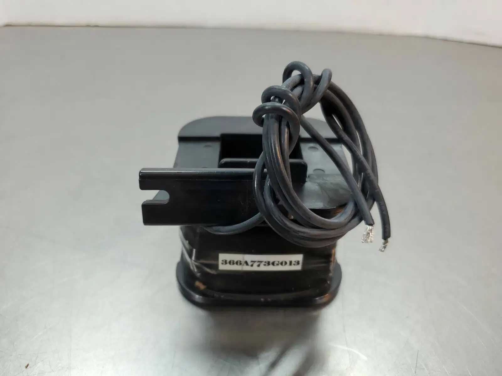 Hotwell Pump Breaker Electric Coil 366A773G013. Loc.4A