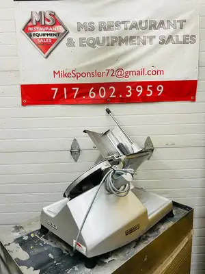 Hobart 2812 Meat/Deli/Cheese Commercial Slicer. Refurbished & Works Great!