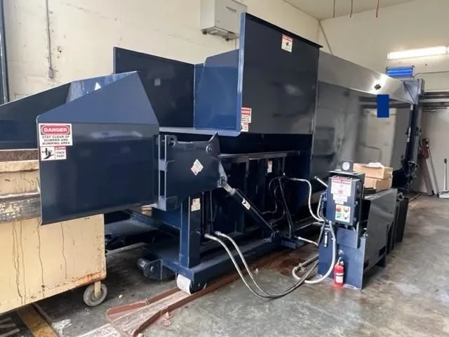 Used 2022 CRAM-A-LOT SC-T2-25 Trash Compactors Quebec CA | MICHAM2813 INC 5 #163520