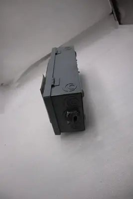 Square D H321N Heavy Duty Safety Switch 30A 3 Pole Fusible UNIT STOCK 4911-A